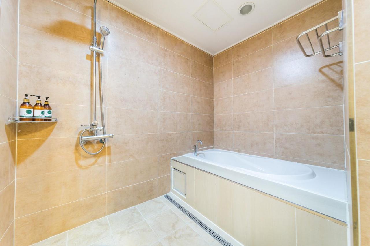 Chuncheon Sohsul Hotel エクステリア 写真