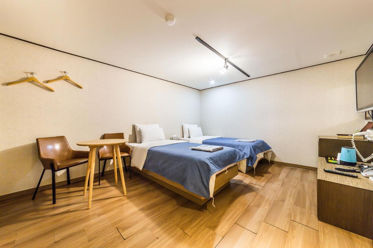 Chuncheon Sohsul Hotel エクステリア 写真